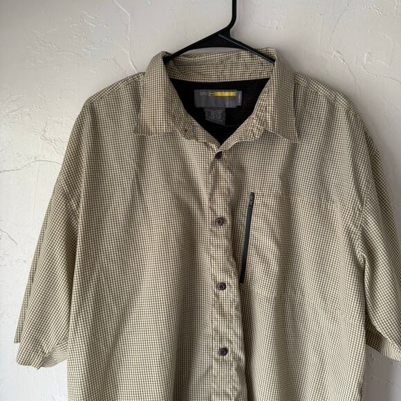 Split Men's Size XL Yellow Purple Plaid Outdoor Vented‎ Short Sleeve Button Up - Picture 1 of 10